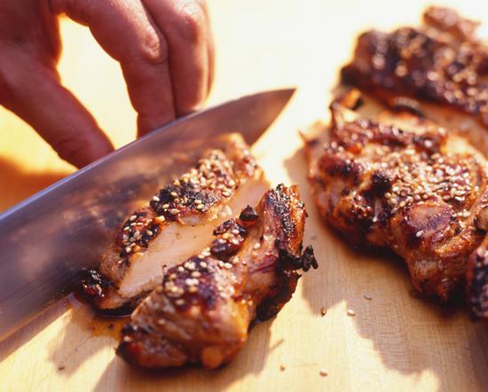 是这些食物让我们长白头发的