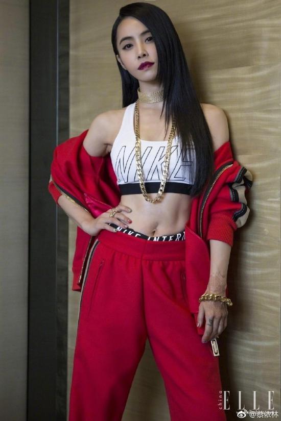 蔡依林赵丽颖都在炫腹……衣服越穿越短,时髦度却越来越高!