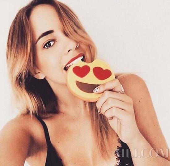 点击图片进入下一页