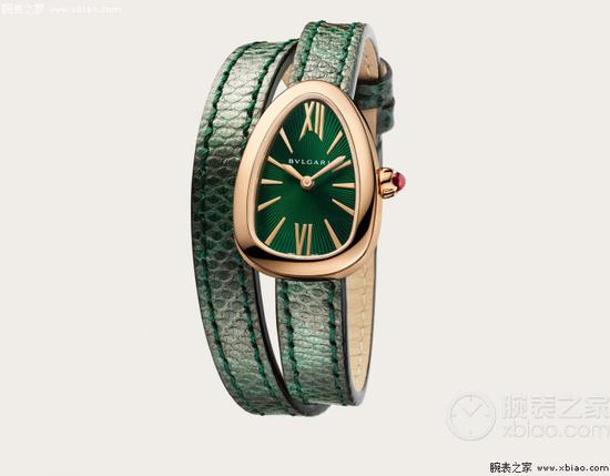 宝格丽Serpenti腕表，绿色水蛇皮双圈表带，绿色漆面表盘，18K玫瑰金表壳，表冠镶嵌一颗蛋面形切割粉红碧玺