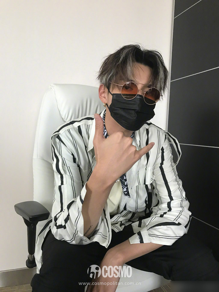 一般直男真学不来吴亦凡的衣品 不信你看!