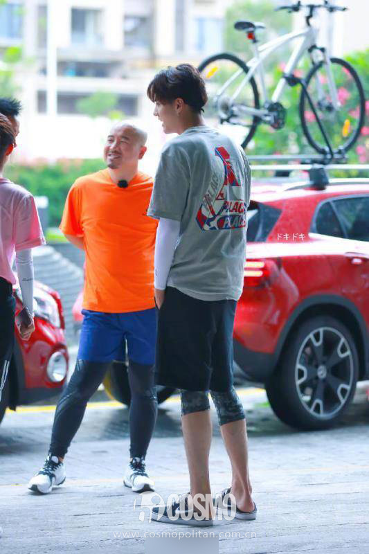 一般直男真学不来吴亦凡的衣品 不信你看!