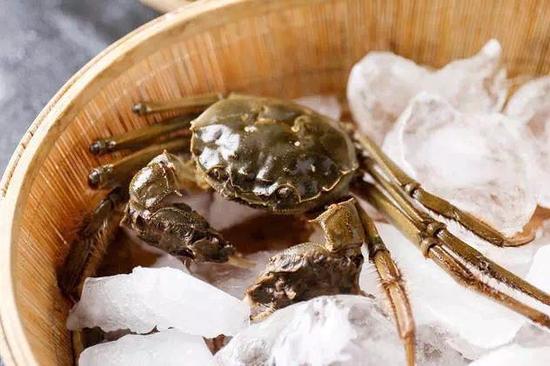 怎样吃大闸蟹最美味？