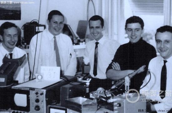 1967年8月，研发团队组装首批Bêta机芯，供纳沙泰尔天文台测试