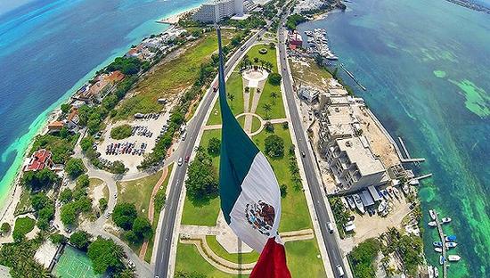 世界最好工作在坎昆 想拿月薪1万美元要能写会