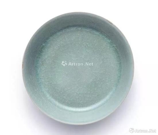 北宋汝窑天青釉洗 成交价:2.942875亿港币
