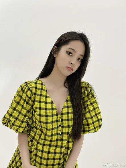 史上最强的00后穿搭 90后都输了插图(14) 史上最强的00后穿搭 90后都输了