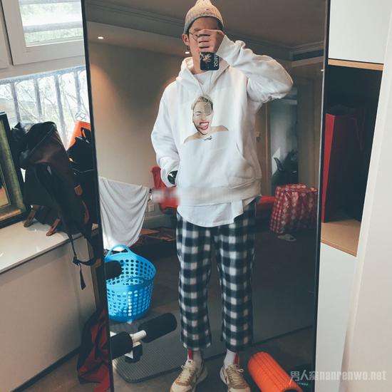 少年衣品出众 跟白敬亭王鹤棣ins学港风穿搭