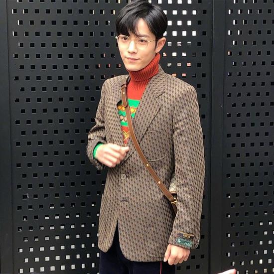 刘雯这件毛衣好神奇 看着看着就“真香”了