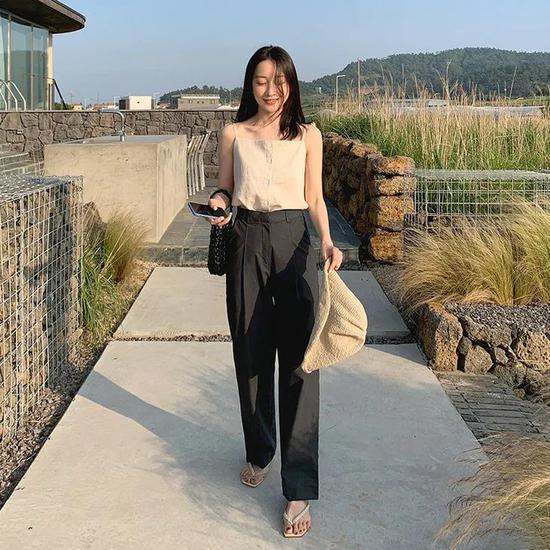 今年高考的子枫妹妹 穿搭不贵还很有一套插图(17) 今年高考的子枫妹妹 穿搭不贵还很有一套