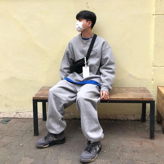 只要鞋子价格贵 随便怎么穿都对插图(31) 只要鞋子价格贵 随便怎么穿都对