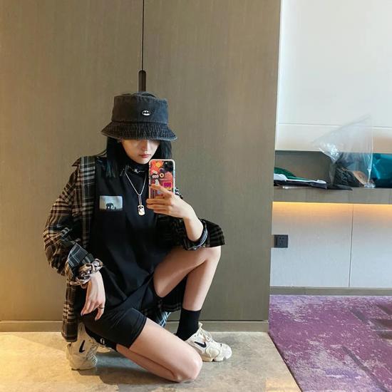 夏日清爽很简单穿背心短裤就美啦 夏日清爽很简单穿背心短裤就美啦