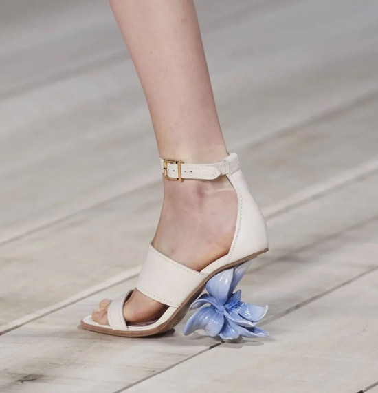 Alexander McQueen 2020春夏系列