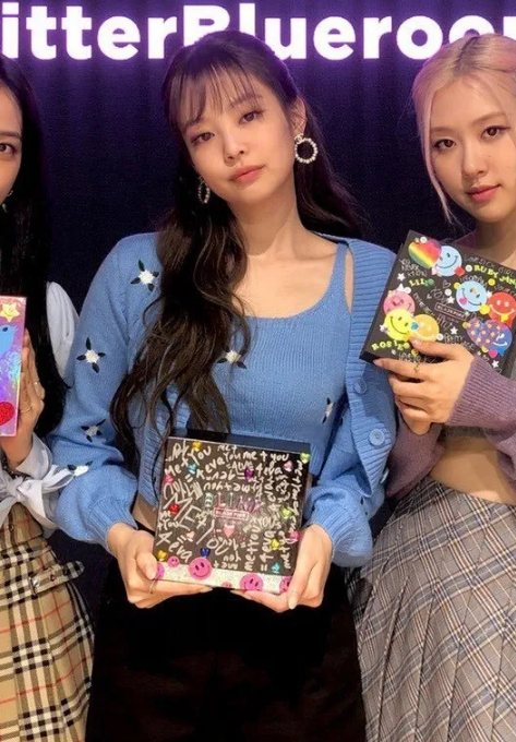 跟着Jennie、杨幂一起买的针织衫,怎么就总也穿不对?-幽兰花香 跟着Jennie、杨幂一起买的针织衫,怎么就总也穿不对?-幽兰花香