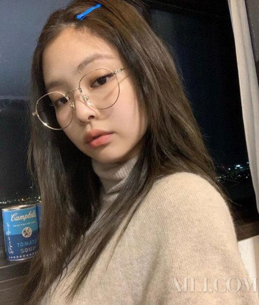 打造Jennie水煮蛋肌就靠它妆前乳简直太懂女人心 打造Jennie水煮蛋肌就靠它妆前乳简直太懂女人心