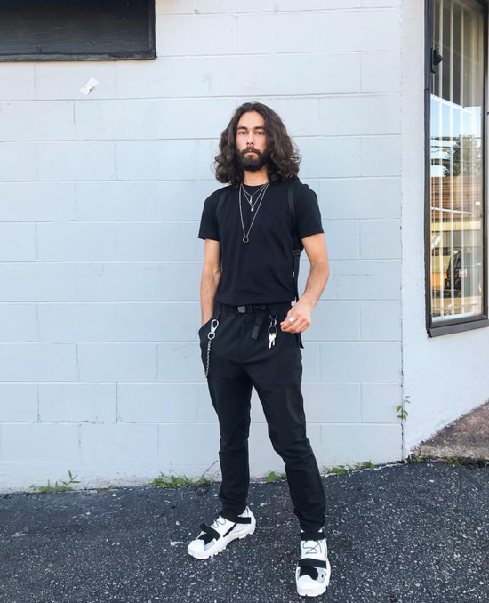 Instagram @mattshiho