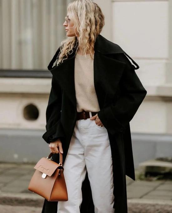 风衣配羊毛衫_衬衣配羊毛衫