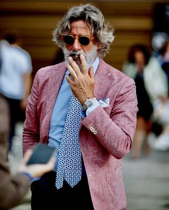 如何才能变得更有型 717f-iteyfwv5679103.jpg