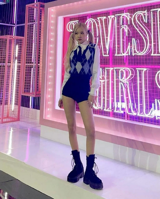 ROSE、杨幂带着针织衫搭配攻略向你走来!-幽兰花香 ROSE、杨幂带着针织衫搭配攻略向你走来!-幽兰花香