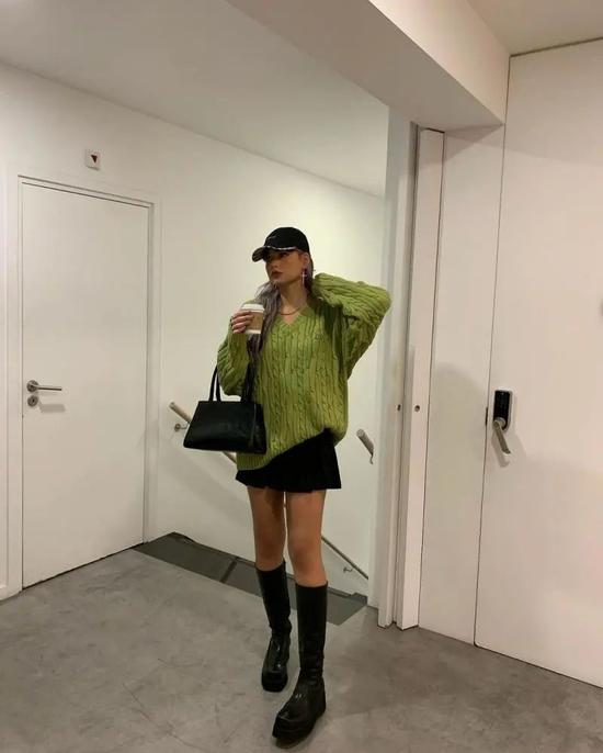 微胖女生必须扔掉这3件衣服 真的巨巨巨显胖