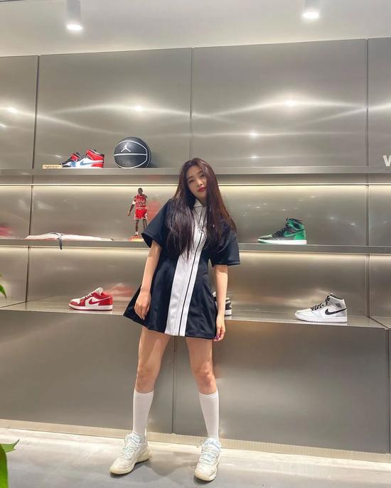 艳压Jennie的女团后浪来了 她撞衫煎妮依然赢很大插图(11) 艳压Jennie的女团后浪来了 她撞衫煎妮依然赢很大