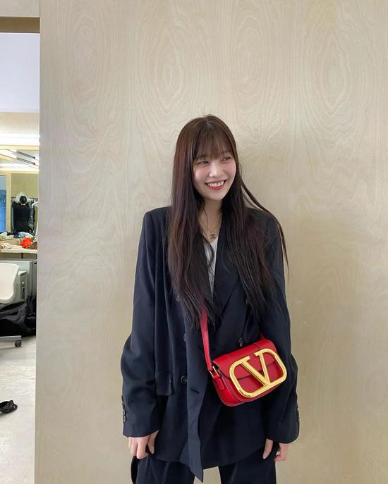 艳压Jennie的女团后浪来了 她撞衫煎妮依然赢很大插图(23) 艳压Jennie的女团后浪来了 她撞衫煎妮依然赢很大