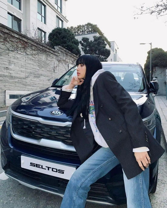 “人间芭比”Lisa的私服穿搭盘点,拽酷辣妹们别错过!-幽兰花香 “人间芭比”Lisa的私服穿搭盘点,拽酷辣妹们别错过!-幽兰花香