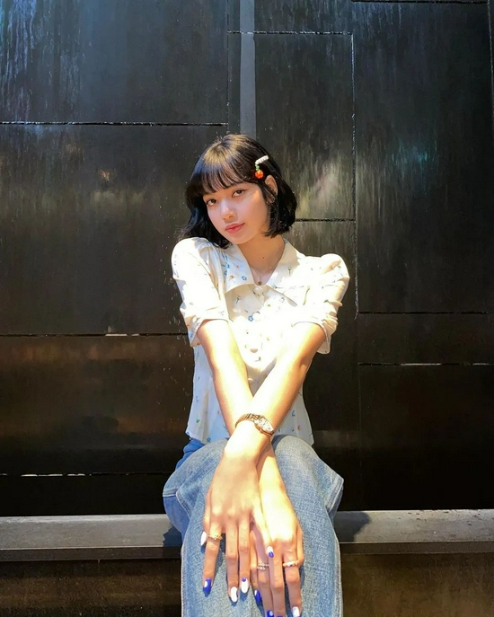 “人间芭比”Lisa的私服穿搭盘点,拽酷辣妹们别错过!-幽兰花香 “人间芭比”Lisa的私服穿搭盘点,拽酷辣妹们别错过!-幽兰花香