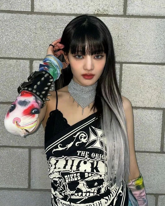 BLACKPINK回归 是美女们的刘海劫?