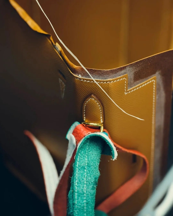 CHANEL / Hermès