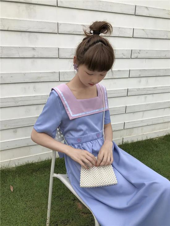 穿衣服露这个位置太高级了插图(76) 穿衣服露这个位置太高级了