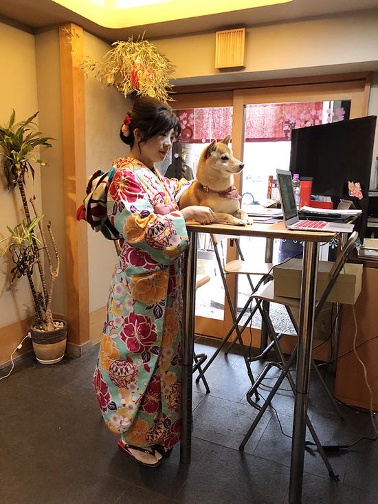 在川开设的花见和服,可以提供和服租赁与拍摄