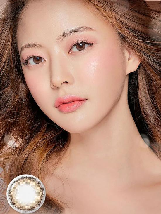 眼睛小美瞳戴什么颜色,眼睛小美瞳戴什么颜色好看