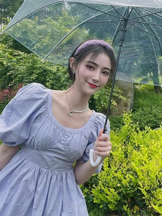 想拍毛晓彤同款复古大片,这条发箍是关键!-幽兰花香 想拍毛晓彤同款复古大片,这条发箍是关键!-幽兰花香