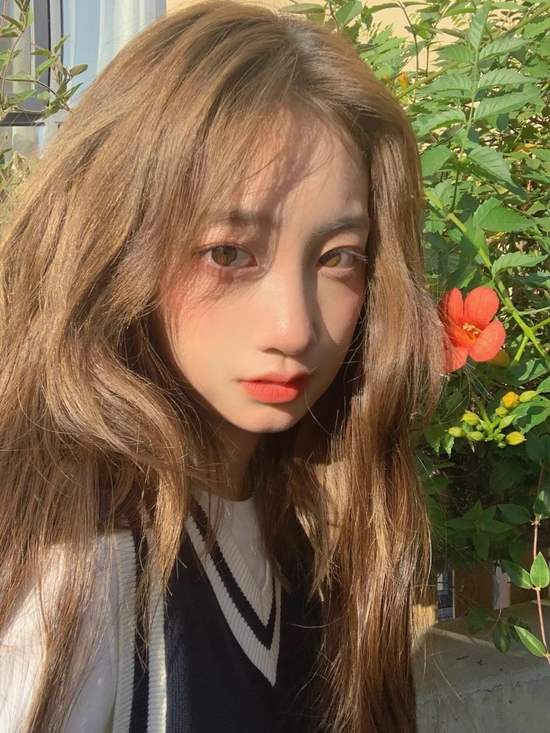 人间芭比SOLO发色炸翻了!-幽兰花香 人间芭比SOLO发色炸翻了!-幽兰花香