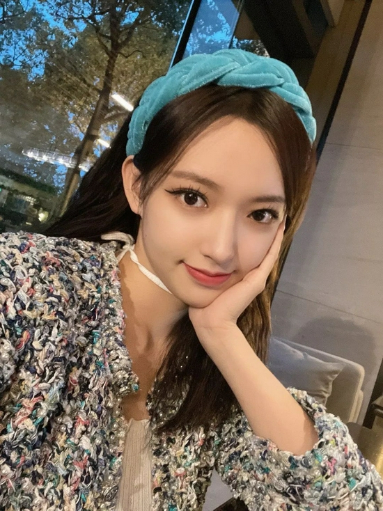 想拍毛晓彤同款复古大片,这条发箍是关键!-幽兰花香 想拍毛晓彤同款复古大片,这条发箍是关键!-幽兰花香