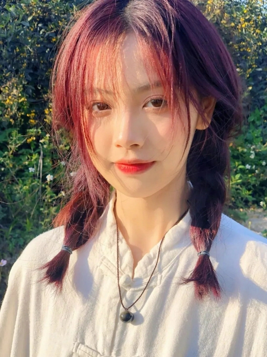人间芭比SOLO发色炸翻了!-幽兰花香 人间芭比SOLO发色炸翻了!-幽兰花香