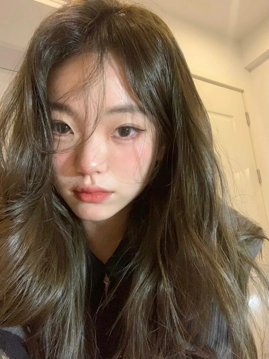 人间芭比SOLO发色炸翻了!-幽兰花香 人间芭比SOLO发色炸翻了!-幽兰花香