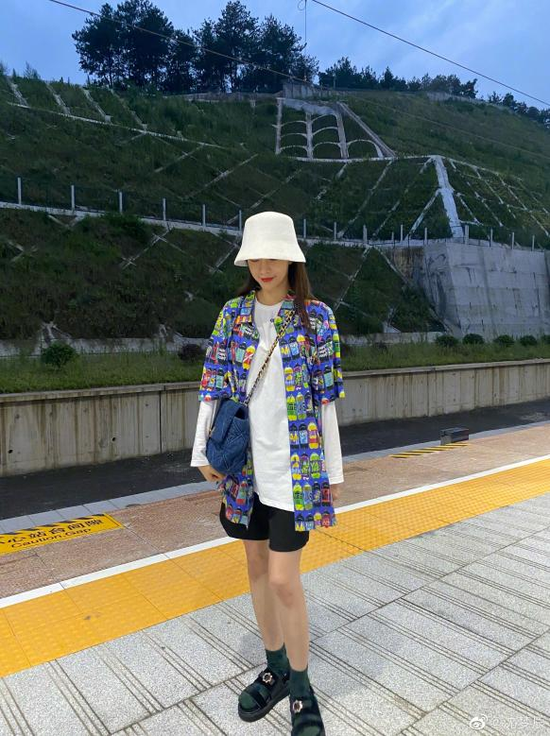 通过努力买自己喜欢的包 不愧是“姐姐们”插图(95) 通过努力买自己喜欢的包 不愧是“姐姐们”