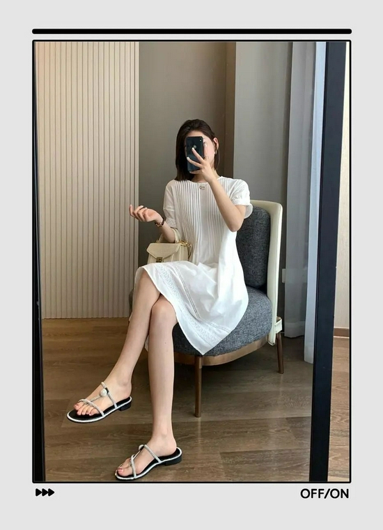 早秋穿搭没灵感?试试今年流行的“连衣裙+平底鞋”,减龄又显瘦-幽兰花香 早秋穿搭没灵感?试试今年流行的“连衣裙+平底鞋”,减龄又显瘦-幽兰花香