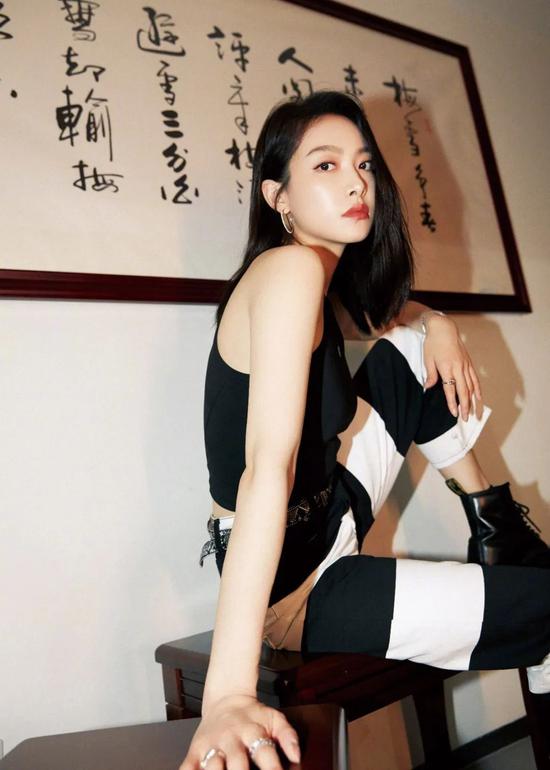 今夏流行的”渣女衫”太撩 我再也不想买T袖了插图(8) 今夏流行的"渣女衫"太撩 我再也不想买T袖了