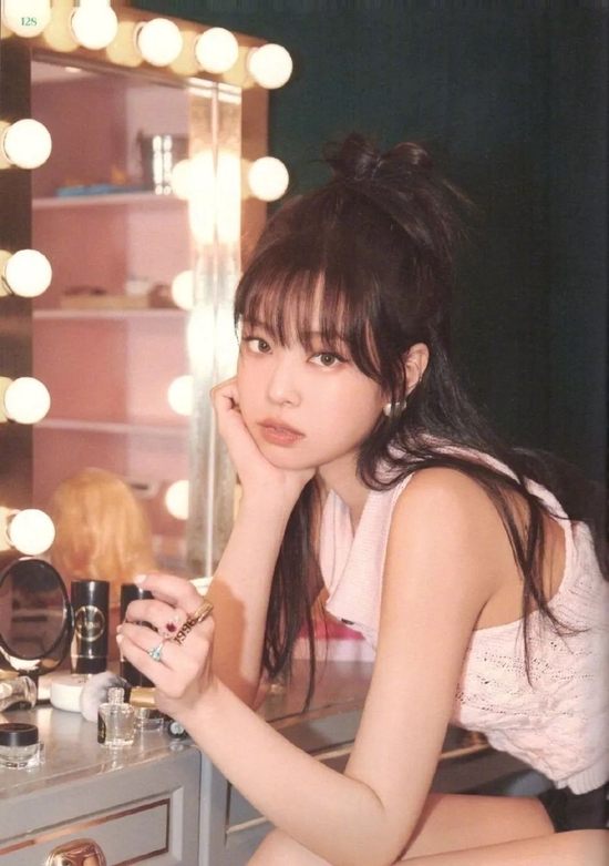 BLACKPINK回归 是美女们的刘海劫?