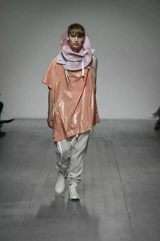 Staffonly 2019ss 图片来源:popzx