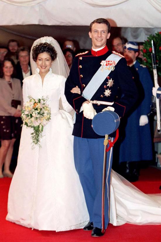 1995 年 11 月 5 日,丹麦王子 Joachim 与第一任妻子文雅丽在丹麦 Frederiksborg Palace 教堂举行婚礼