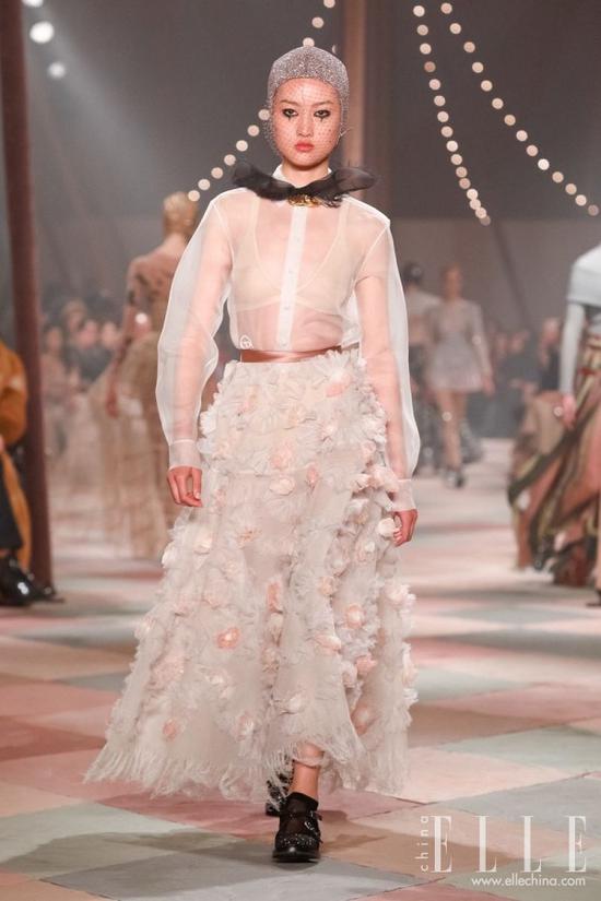 红毯上的宝藏女神们 丑/美上热搜