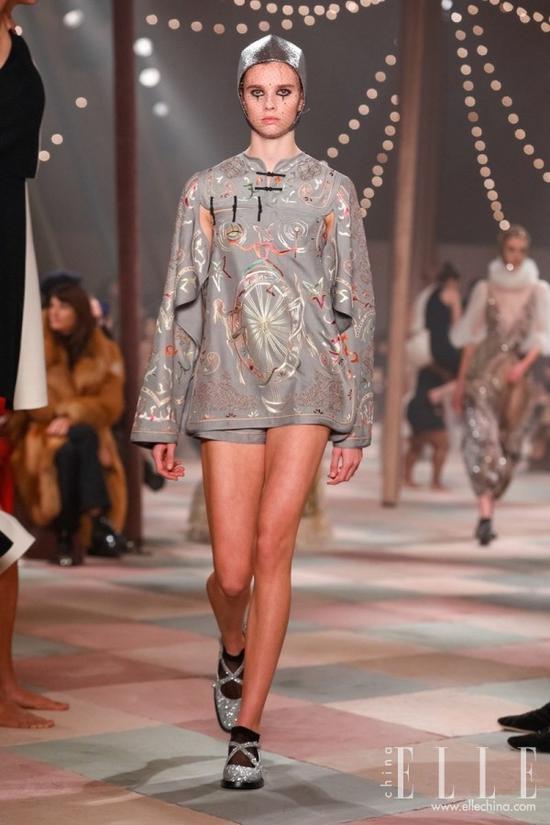 红毯上的宝藏女神们 丑/美上热搜