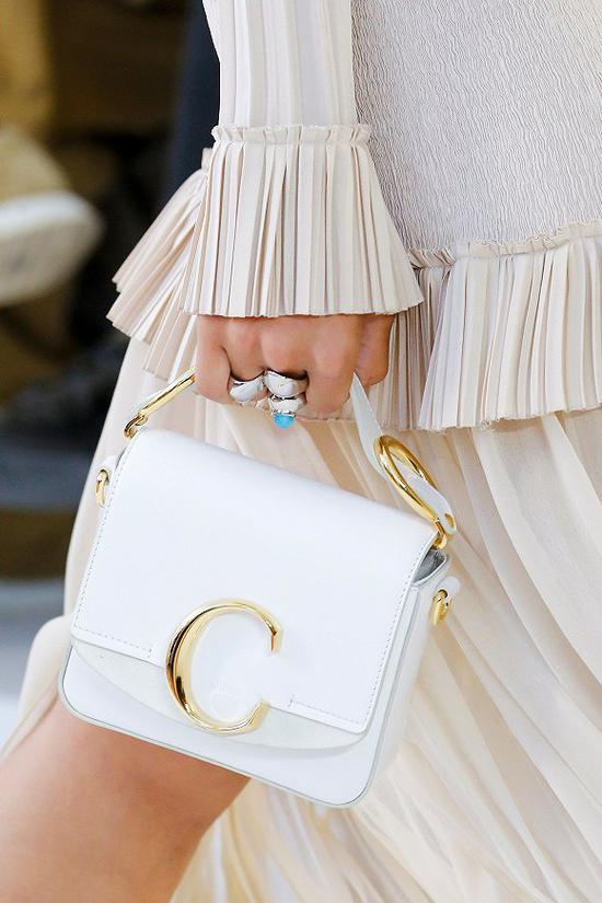 Chloé 2019春夏系列 图片来源:Pinterest