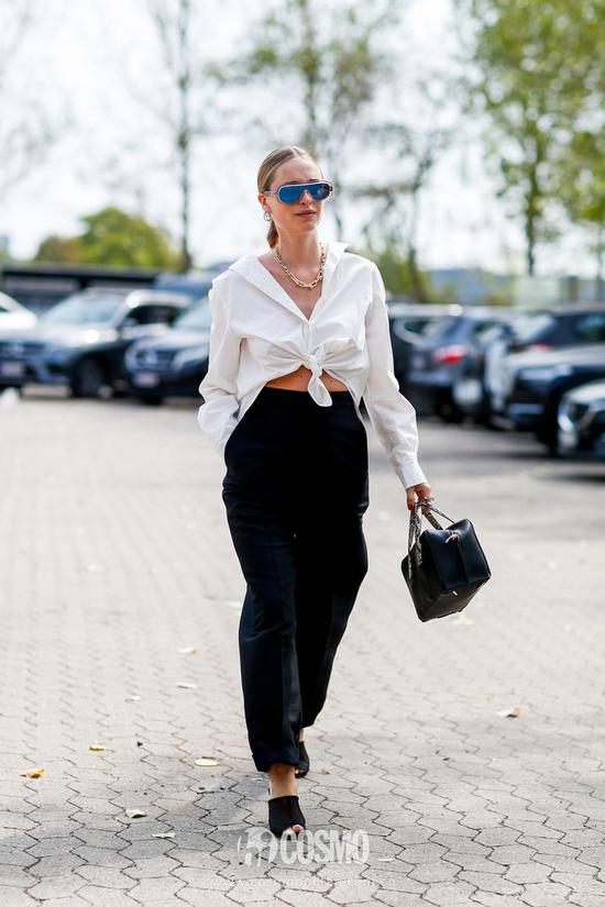 Pernille Teisbaek衬衫:H&M