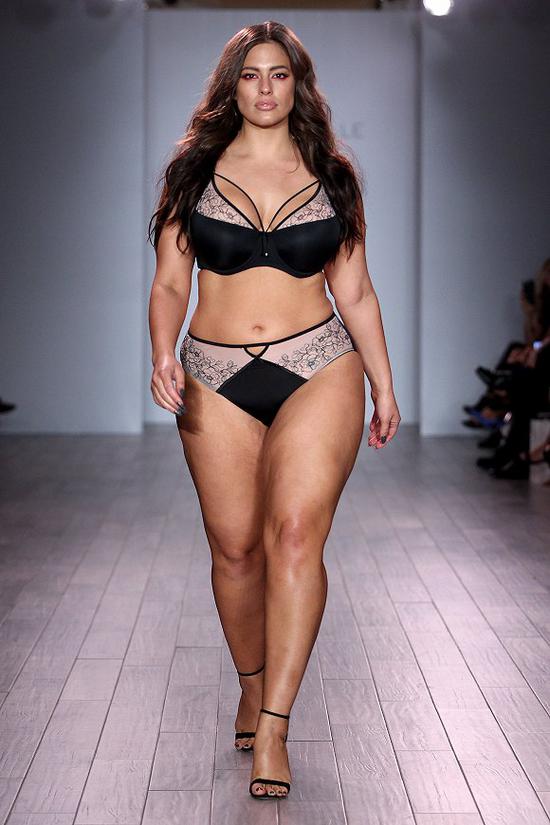 著名大码模特Ashley Graham 图片来源：Teen Vogue