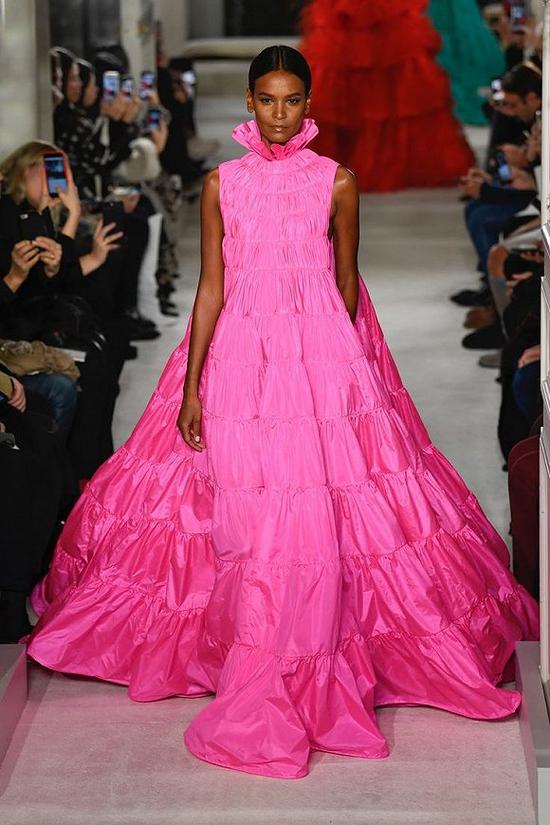 Valentino 2019秋冬高定大秀 图片来源:pinterest